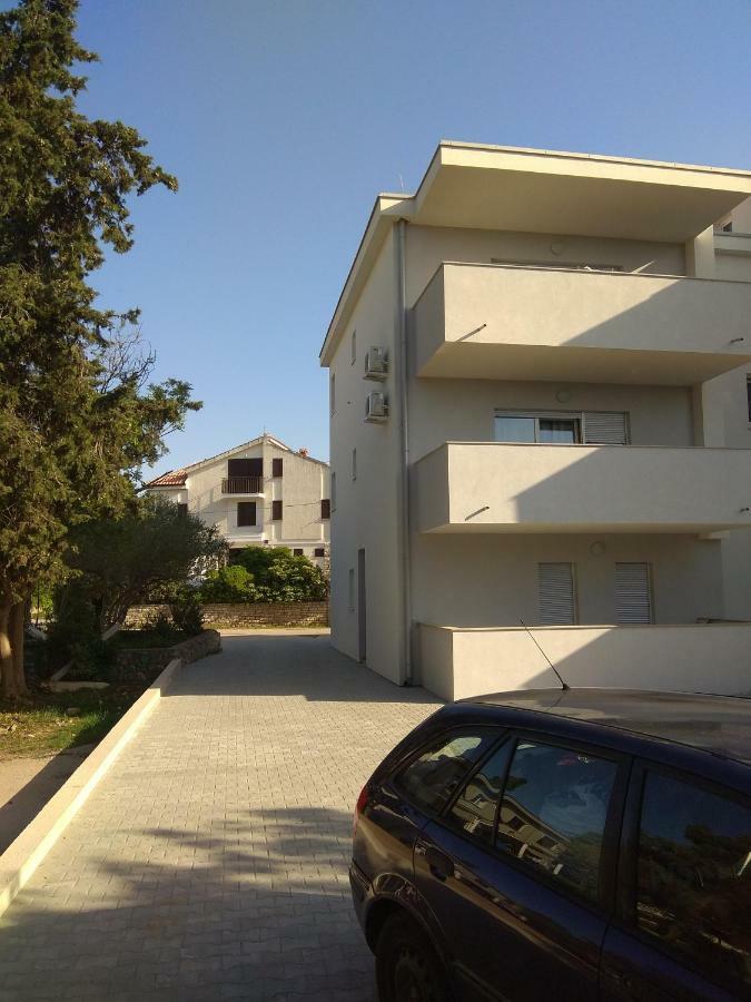 Apartment Domagoj, Novalja Zewnętrze zdjęcie