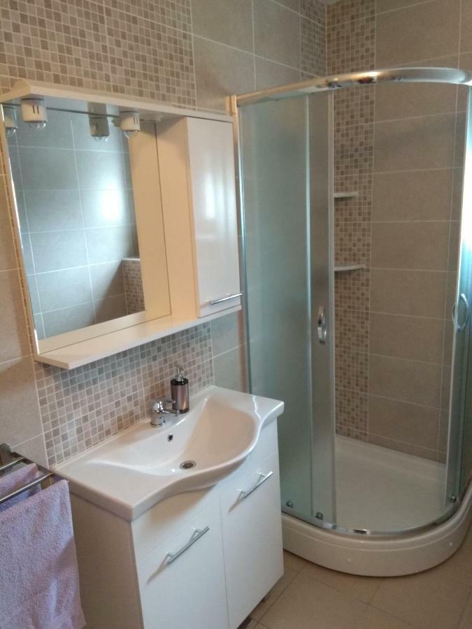 Apartment Domagoj, Novalja Zewnętrze zdjęcie